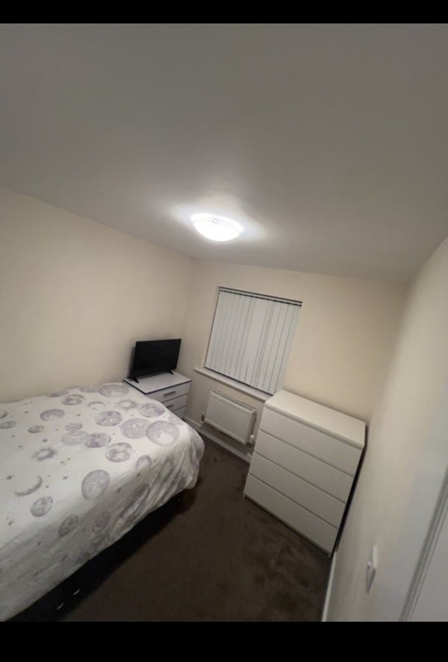 Room Bellerby Brow in Bradford