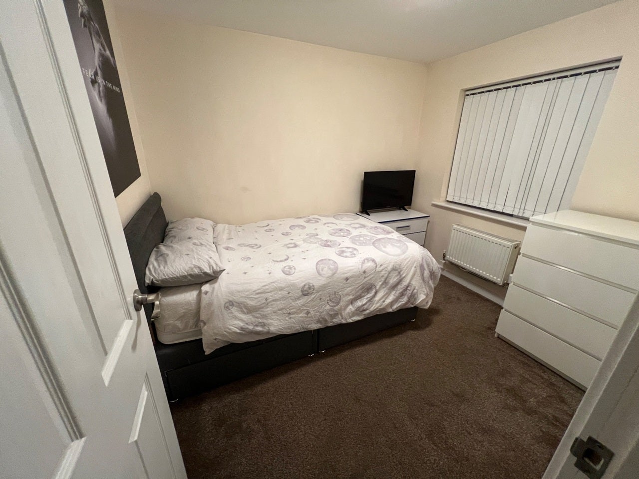 Room Bellerby Brow in Bradford