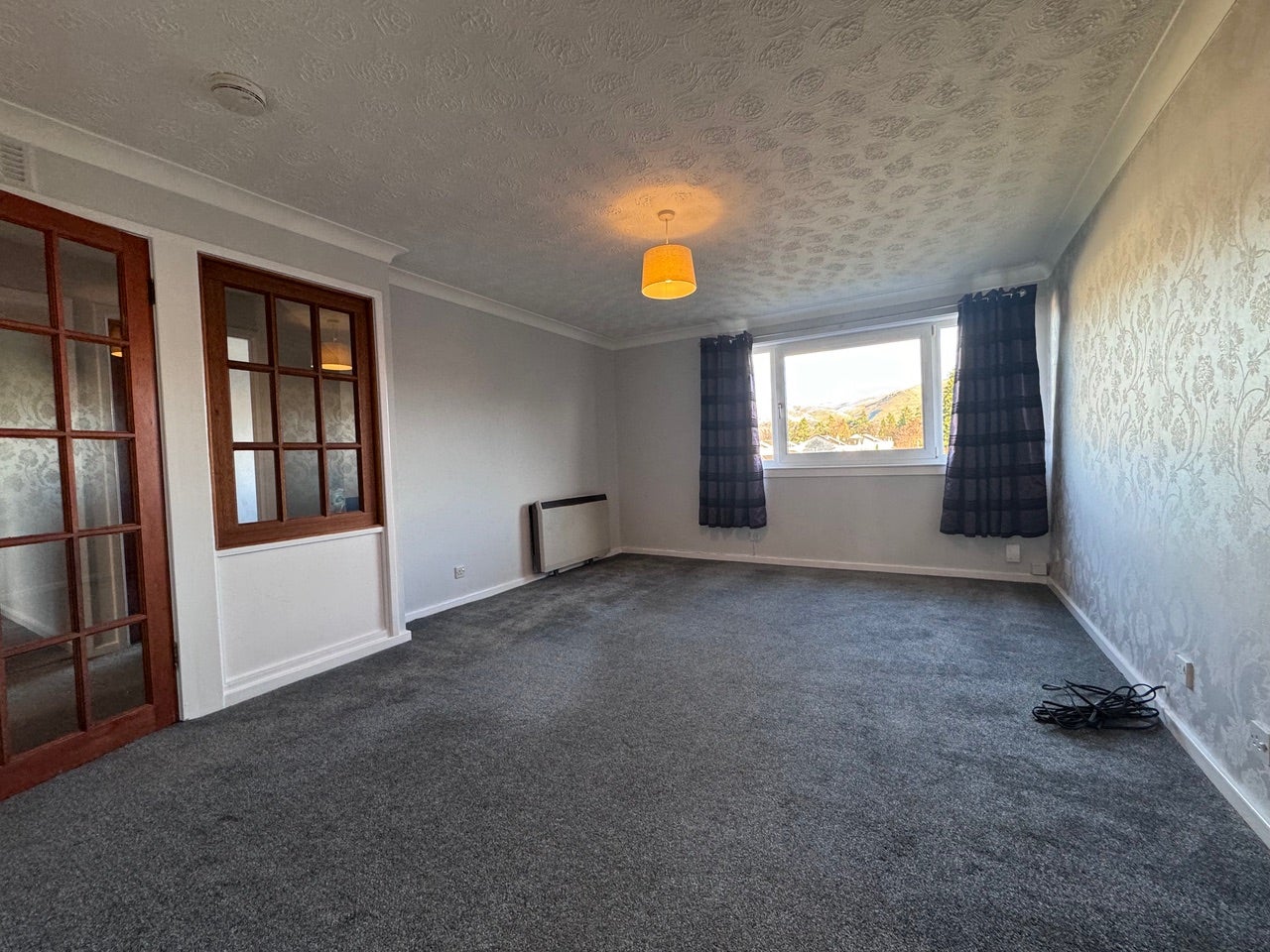 Flat Woodside Road in Tullibody