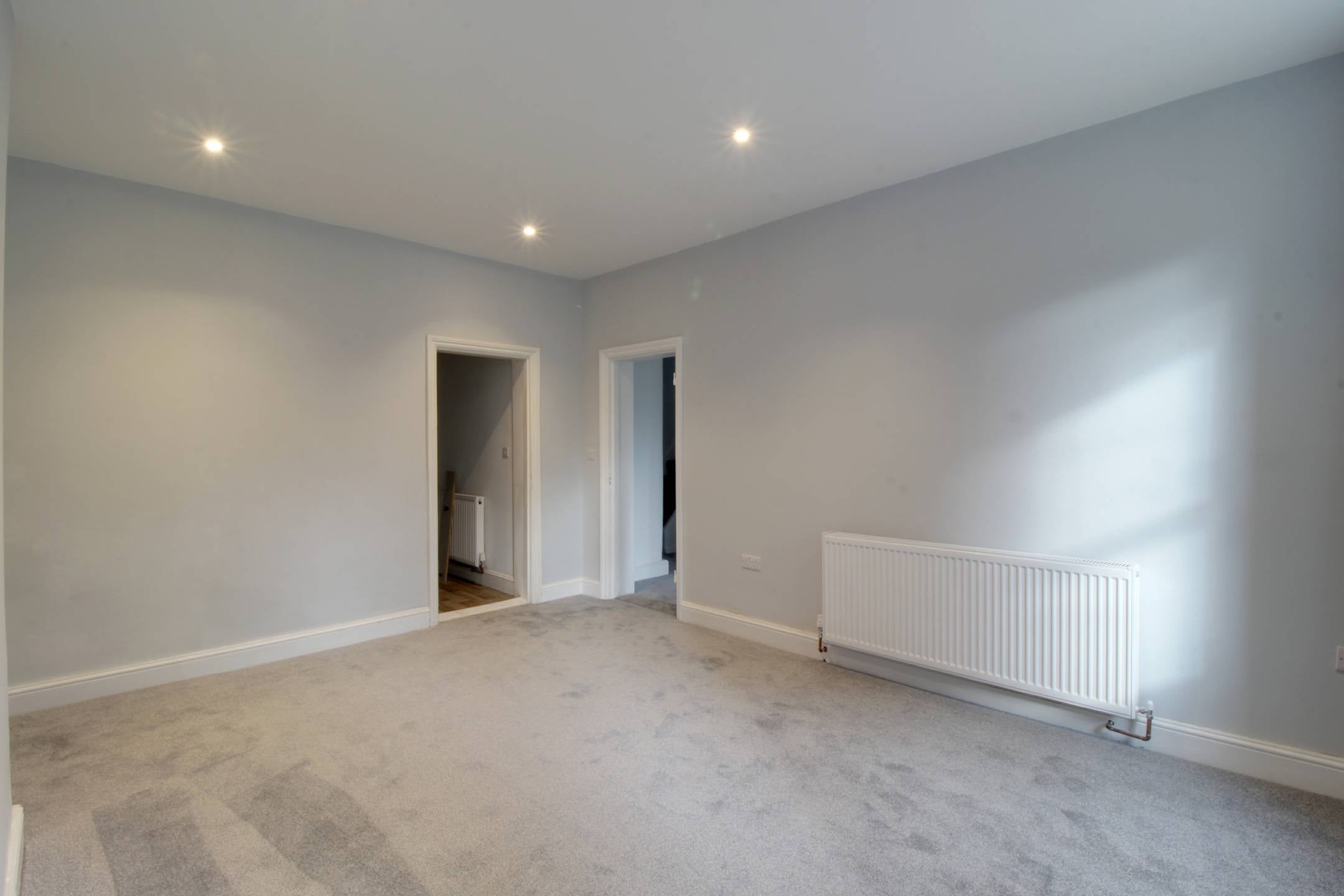 Flat Birdhurst Rise in Greater London