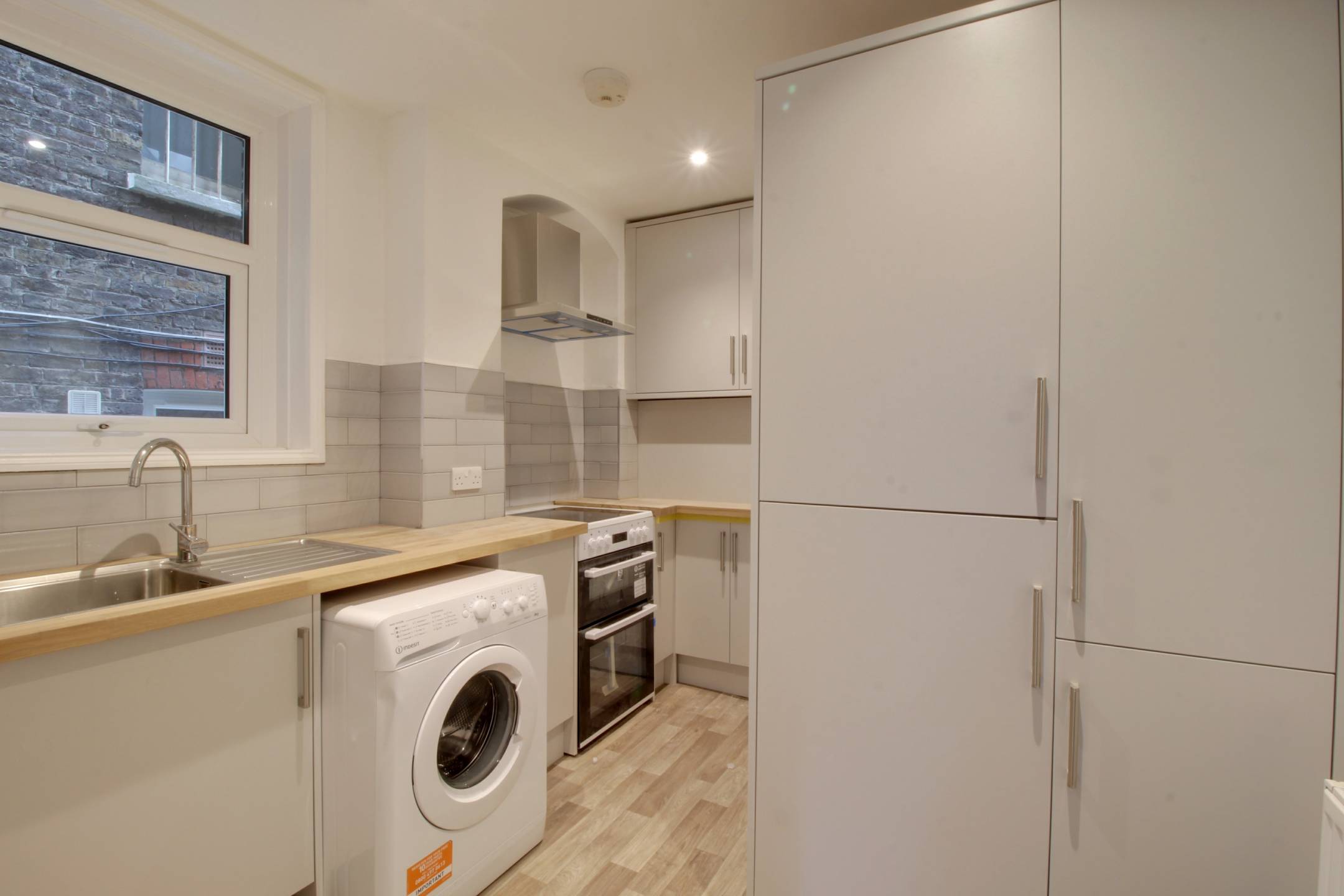 Flat Birdhurst Rise in Greater London