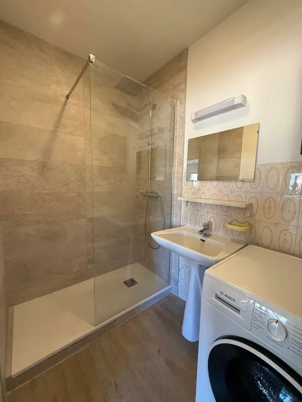 Flat Rue de Vallard in Gaillard
