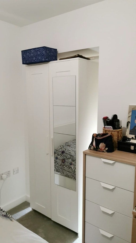 Flat Commander Avenue in Greater London