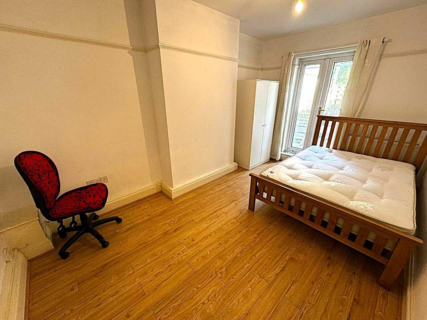 Flat Hotwell Road in Bristol