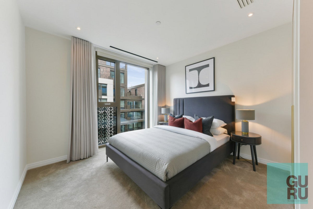 Flat Kings Road in Greater London