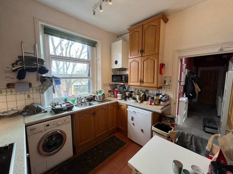 Room Perham Road in Greater London