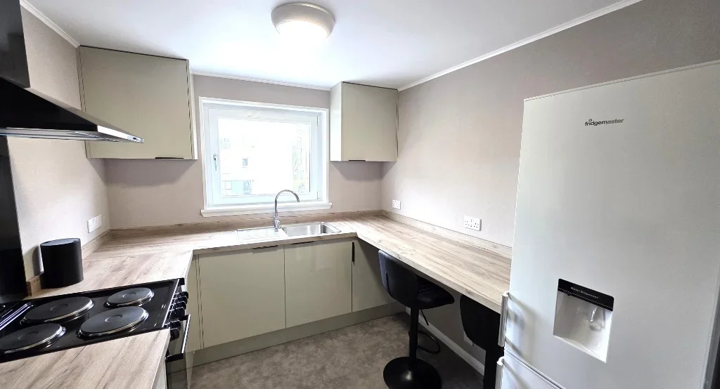 Flat Urquhart Terrace in Aberdeen City