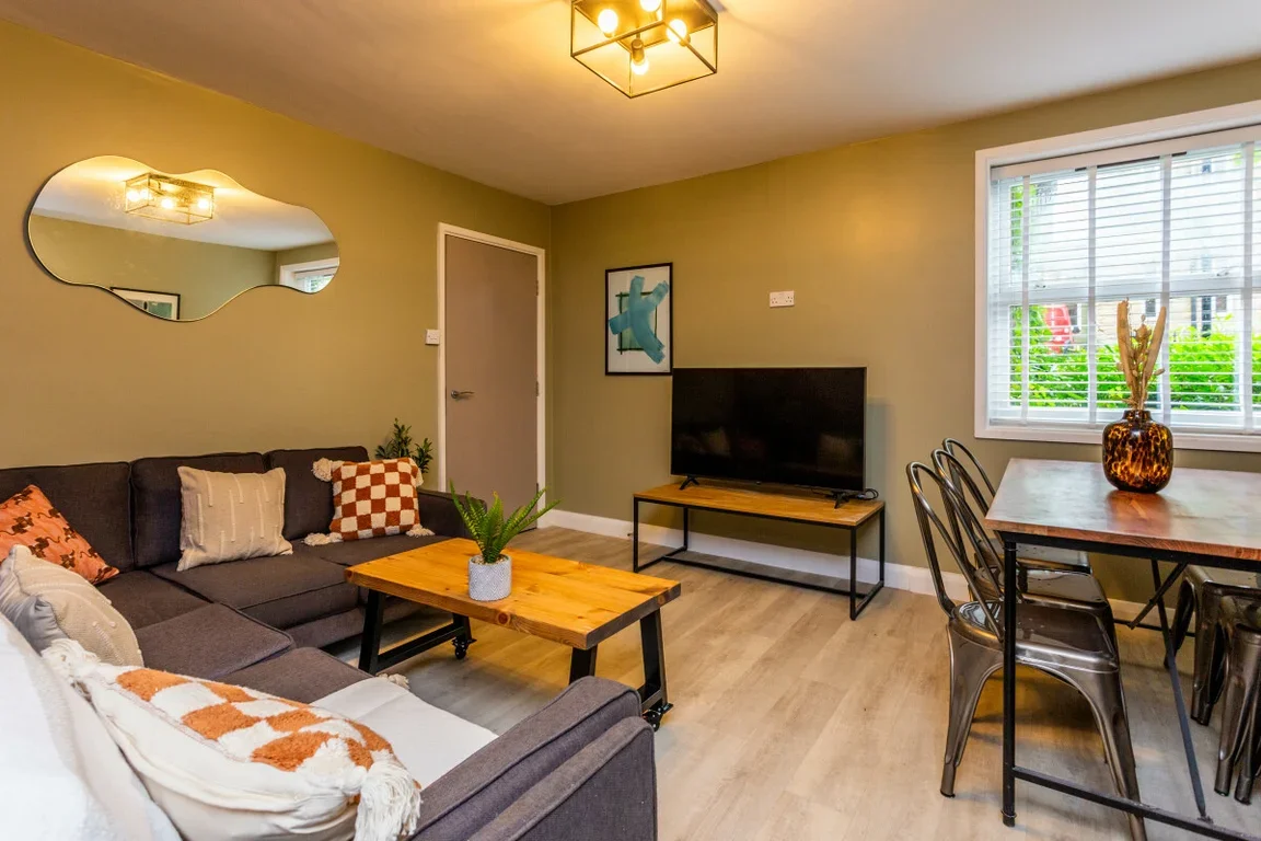 Flat Brass Thill in Durham