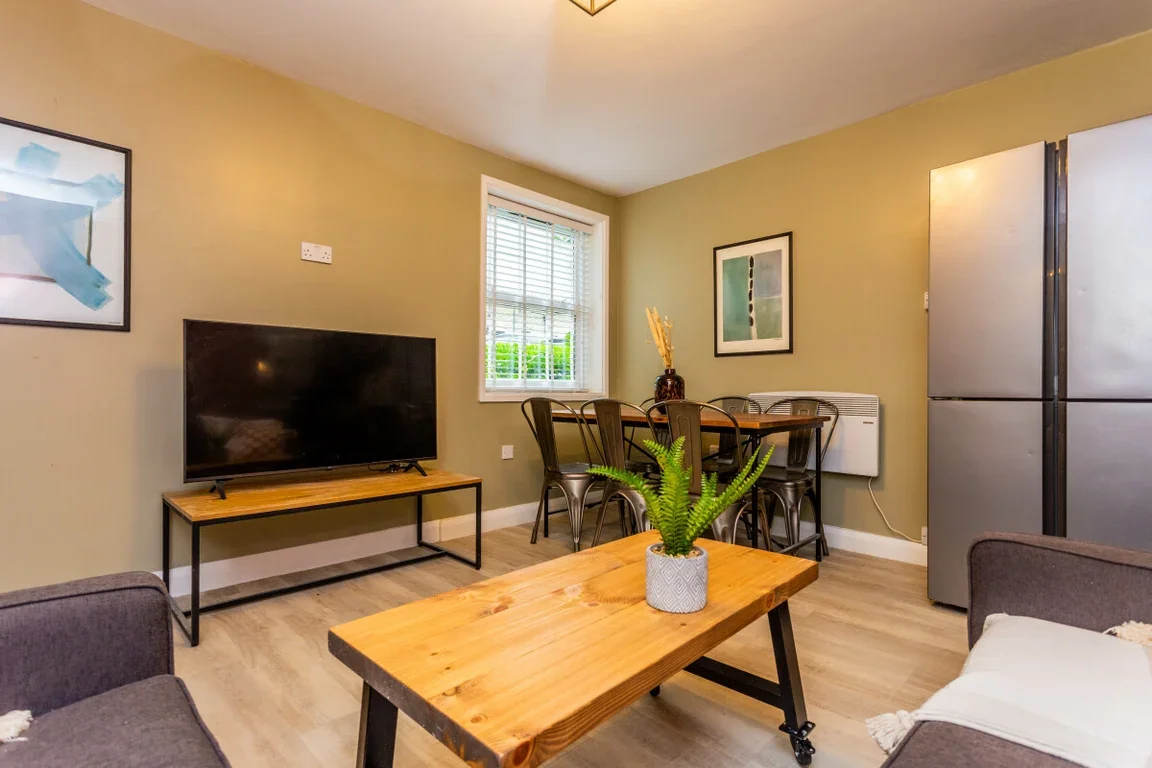 Flat Brass Thill in Durham