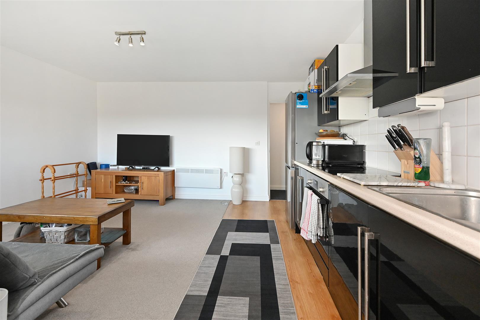 Flat Madeira Avenue in Arun
