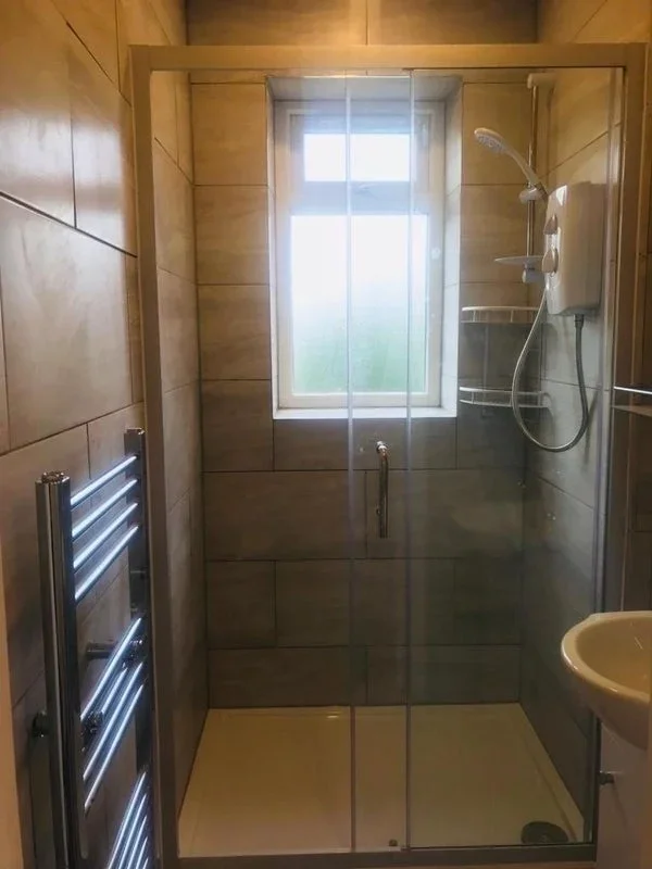 Room Oakleigh Avenue in Greater London