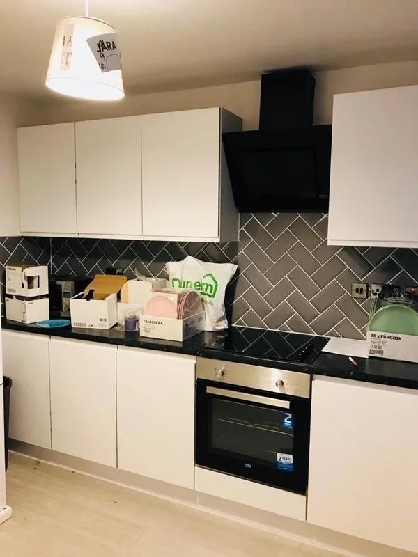 Room Oakleigh Avenue in Greater London