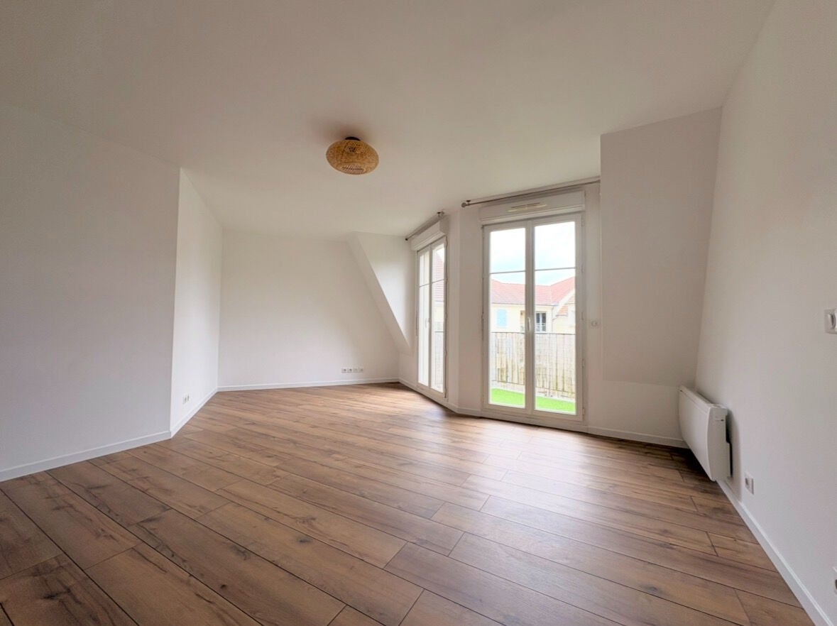 Flat Rue du Solstice in Vauréal