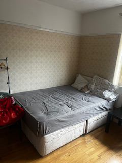 Room Whalley Road in Manchester