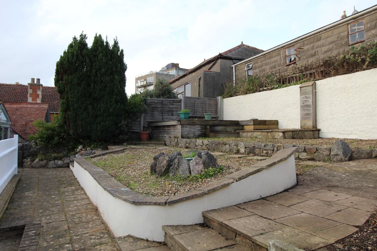 Flat Shrubbery Road in Weston-super-Mare