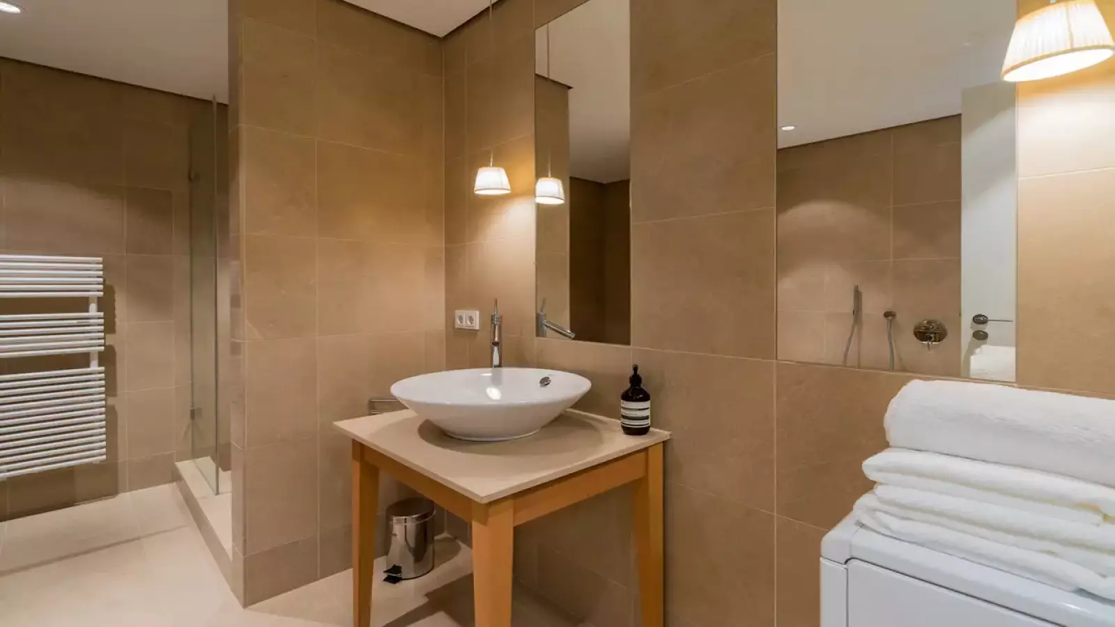 Wohnung Reinhardtstraße in Berlin