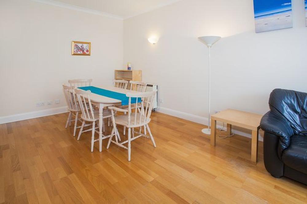 Flat Allsop Place in City of Westminster