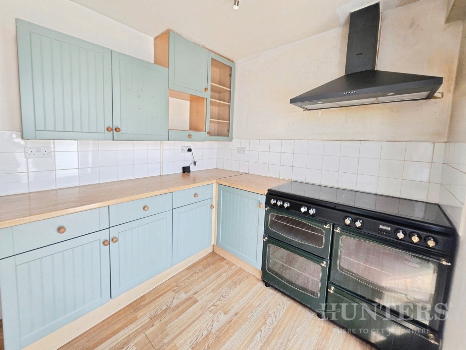 House Winchcombe Road in Greater London