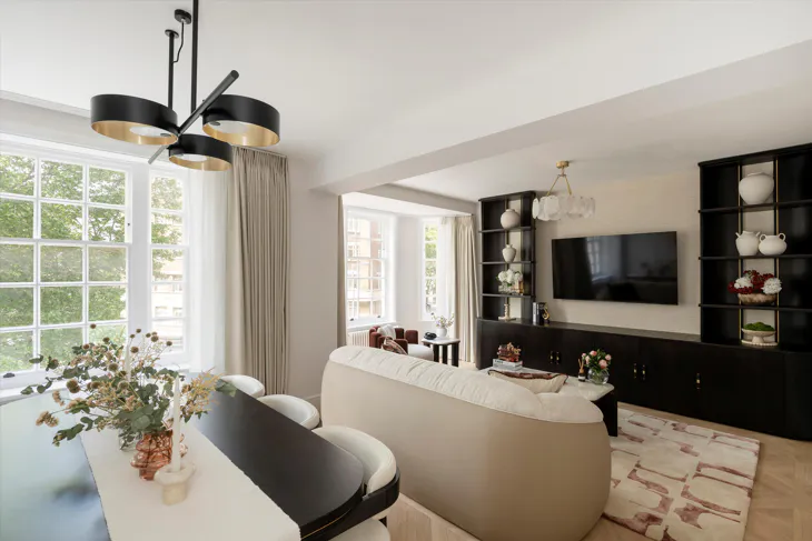 Flat Onslow Square in Greater London