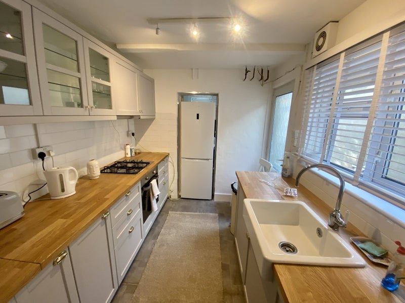Room Durnsford Road in Greater London