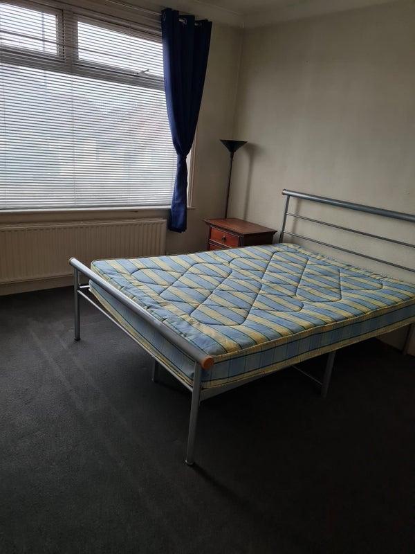 Room Filton Avenue in Bristol
