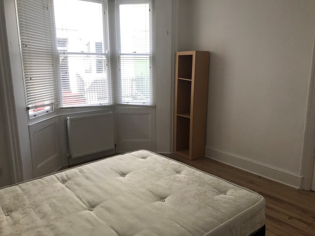 Room Lower Esplenade in Brighton