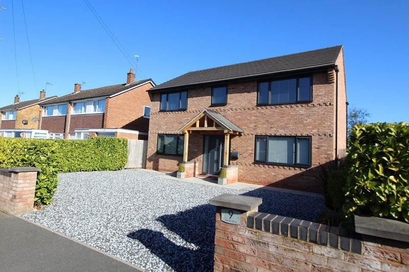 House Keats Drive in Macclesfield
