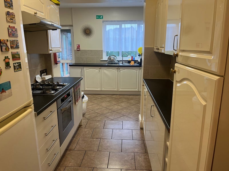 House Ascot Road in Luton
