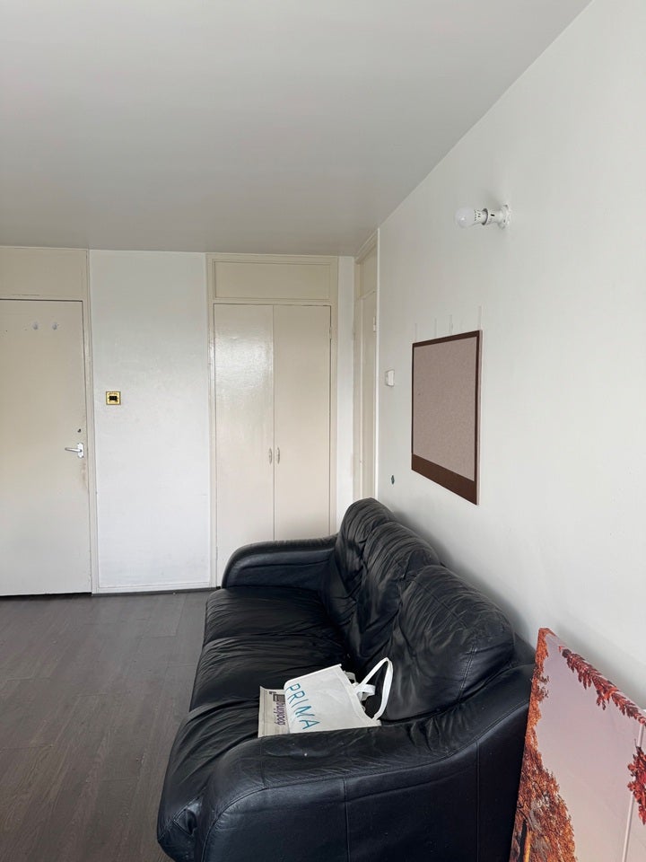 Room Byng Street in Greater London