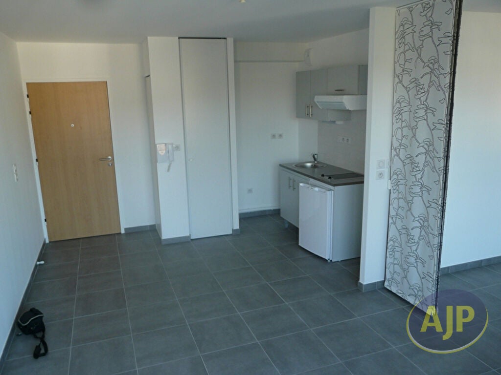 Flat Rue des Martinières in Noyers-sur-Cher