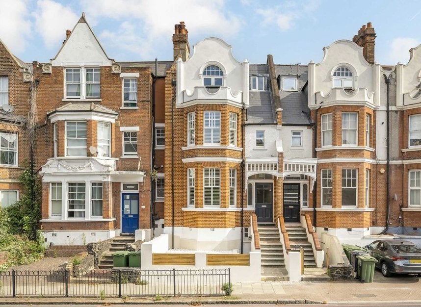 House Thurlow Park Road in Greater London