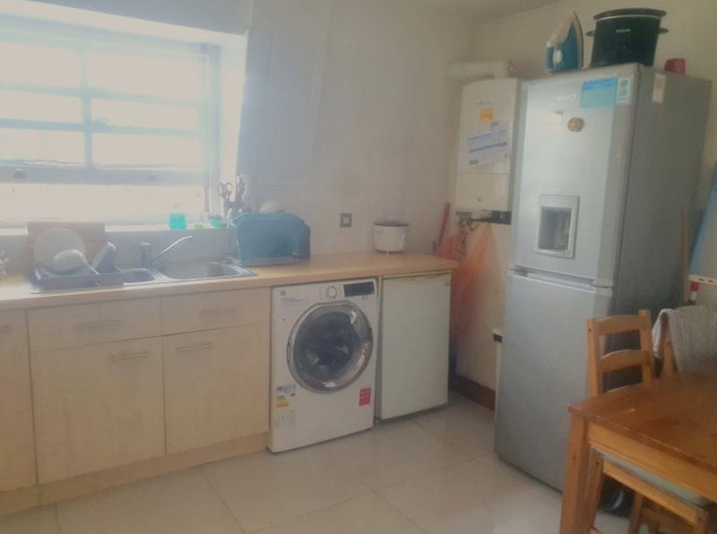 Room New Cross Road in Greater London
