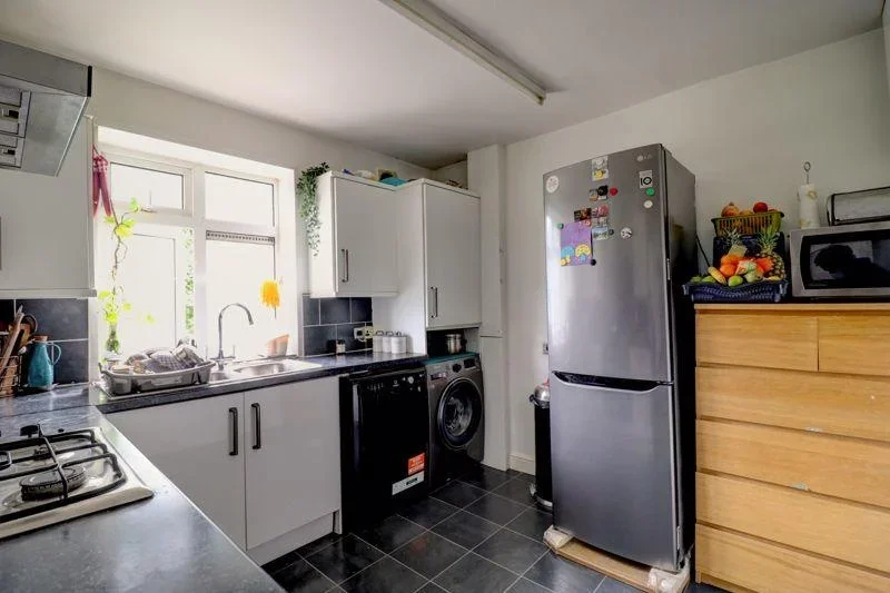 Flat Duke Road in Greater London