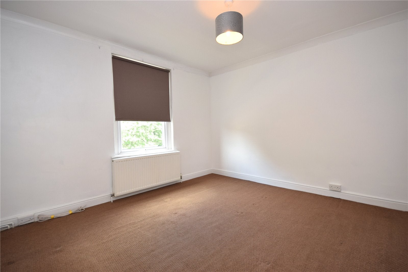 Flat Vesper Grove in Leeds