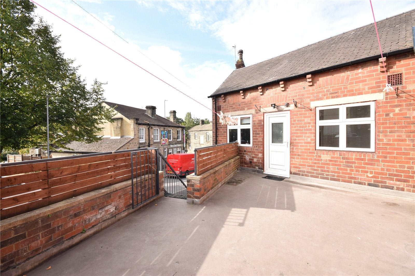 Flat Vesper Grove in Leeds
