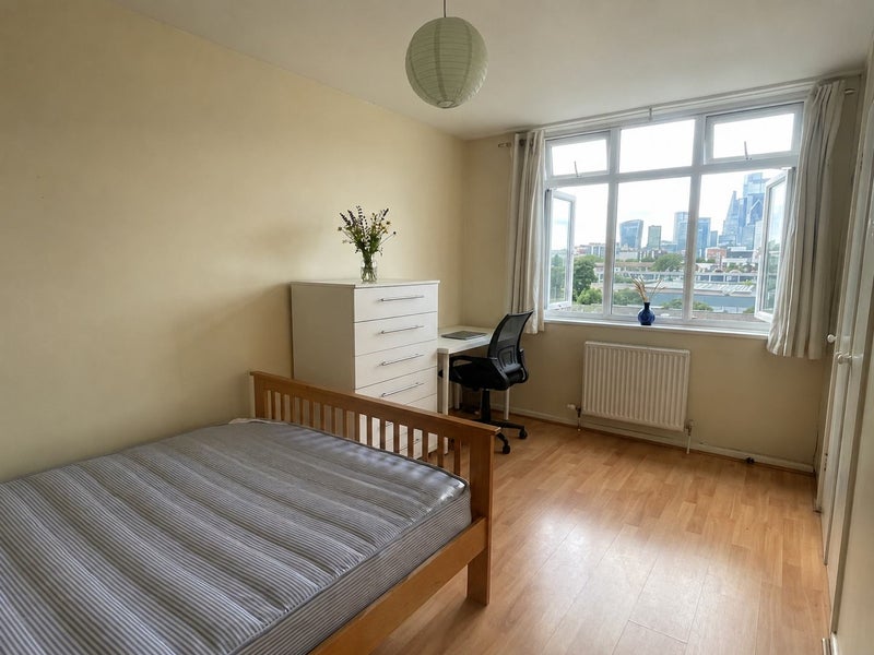 Room Timberland Road in Greater London
