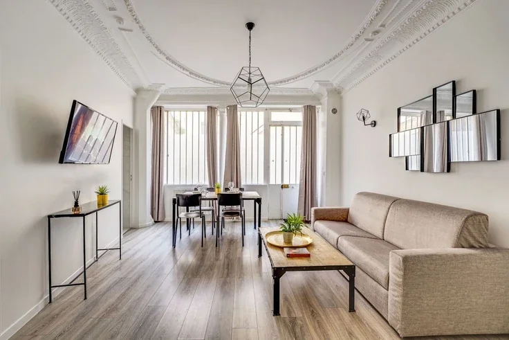 Appartement Rue du Faubourg Poissonnière à Paris