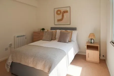 Room South End in Greater London