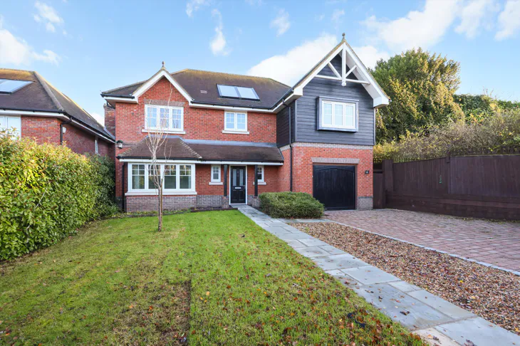 House Beech Tree Close in Mole Valley