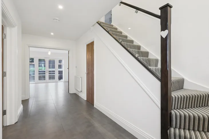 House Beech Tree Close in Mole Valley