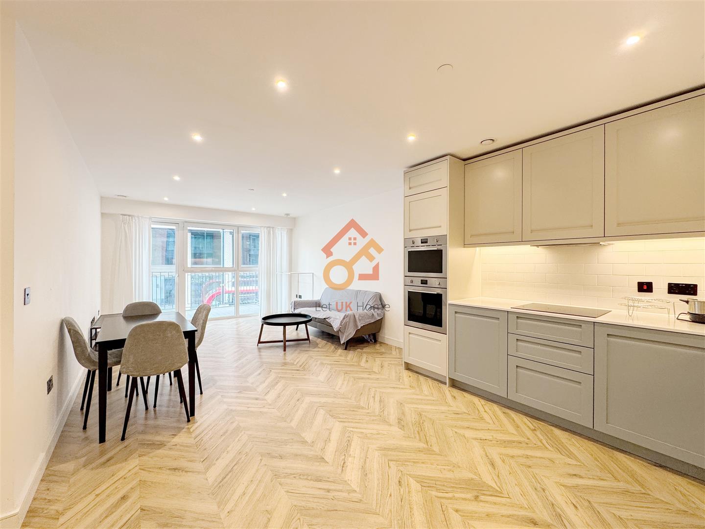 Flat Brook Street in London