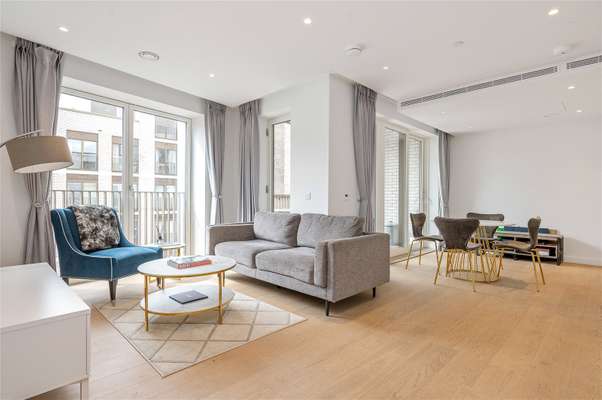 Flat Lloyd Baker Street in Greater London
