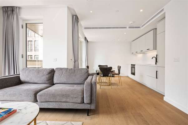 Flat Lloyd Baker Street in Greater London
