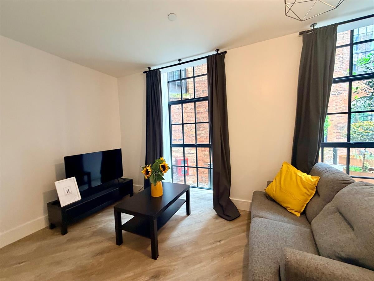 Flat Woolpack Lane in Nottingham