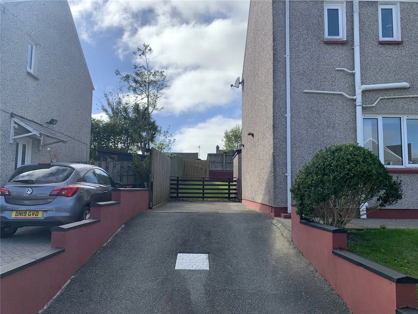 House Cawdor Close in Haverfordwest