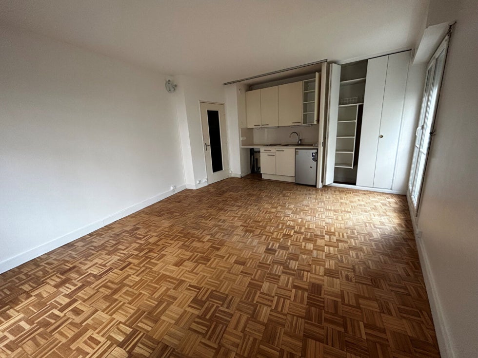 Appartement D 185 à Versailles