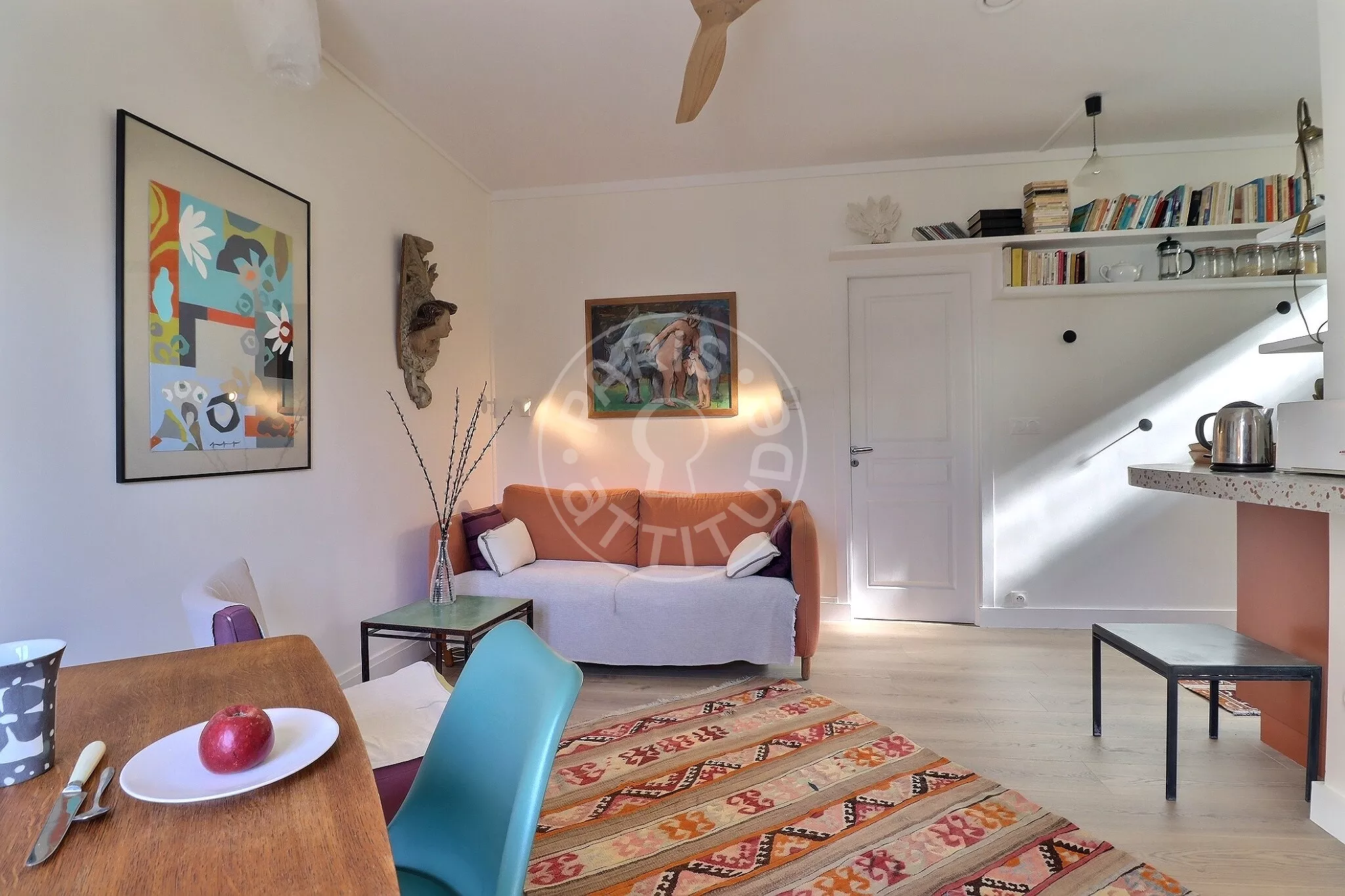 Flat Rue Saint-Placide in Paris