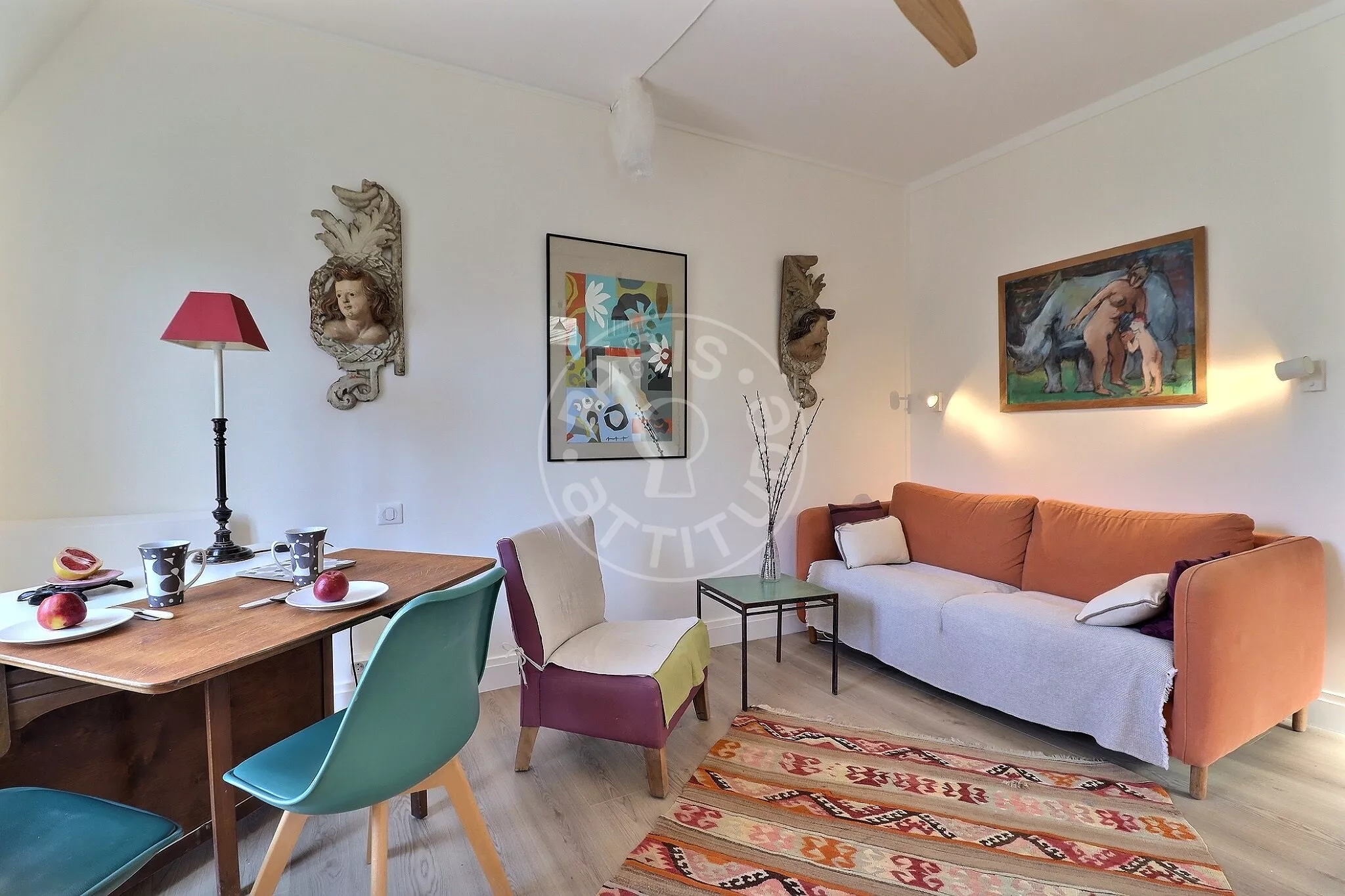 Flat Rue Saint-Placide in Paris