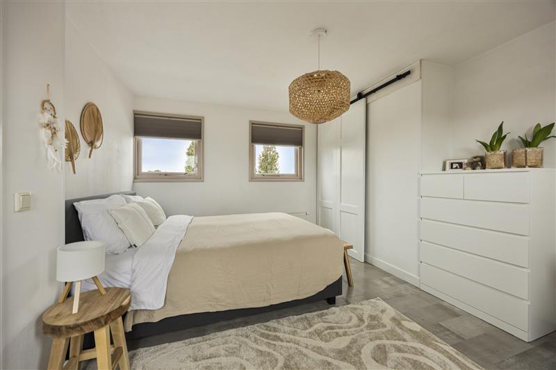Hoekwoning te koop: Marie Jungiustuin 1, Heerhugowaard