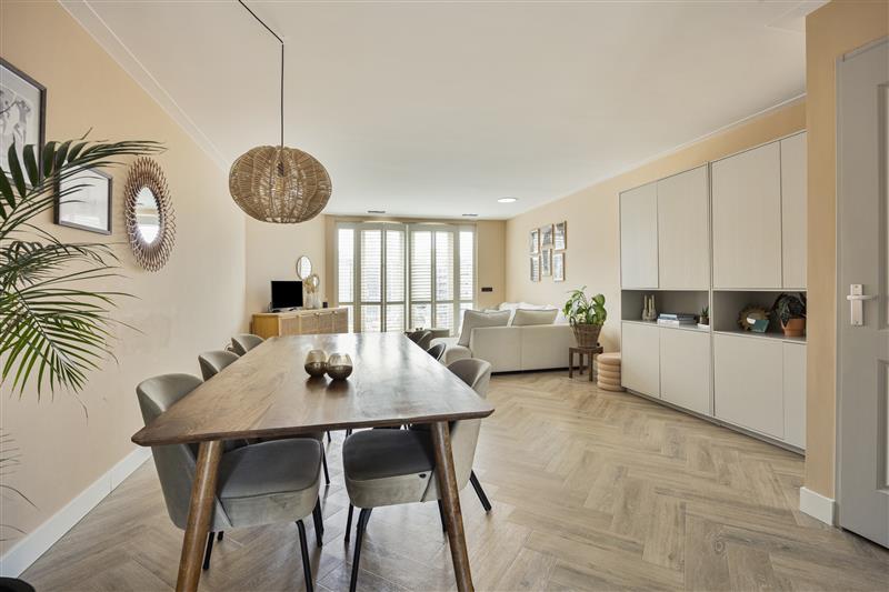 Hoekwoning te koop: Marie Jungiustuin 1, Heerhugowaard